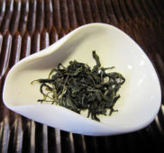 清茶・セイチャ 【台湾の凍頂山で作られた香り高い烏龍茶】