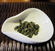 凍頂烏龍茶・トウチョウウーロンチャ 【台湾の文山包種茶の爽やかな香の新茶】