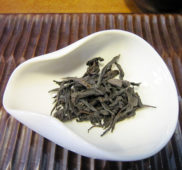水金亀・スイキンキ 【4大岩茶の一つで穏やかな香とやわらかな甘み、無農薬有機栽培】